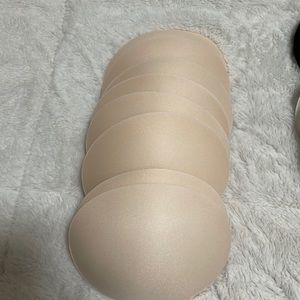 Klassy Network Brami Pads size M